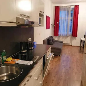  Apartment Vibrant Red I Contactless Check-in