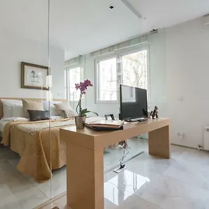 Apartment Feel In