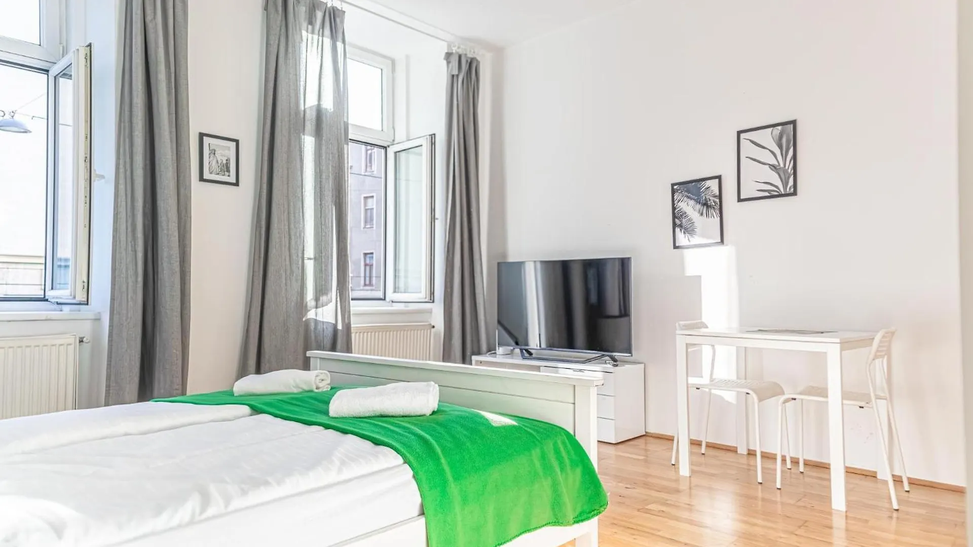 Lovely 3Br Shared Apt Near Belvedere Great For Long Stays Vienna