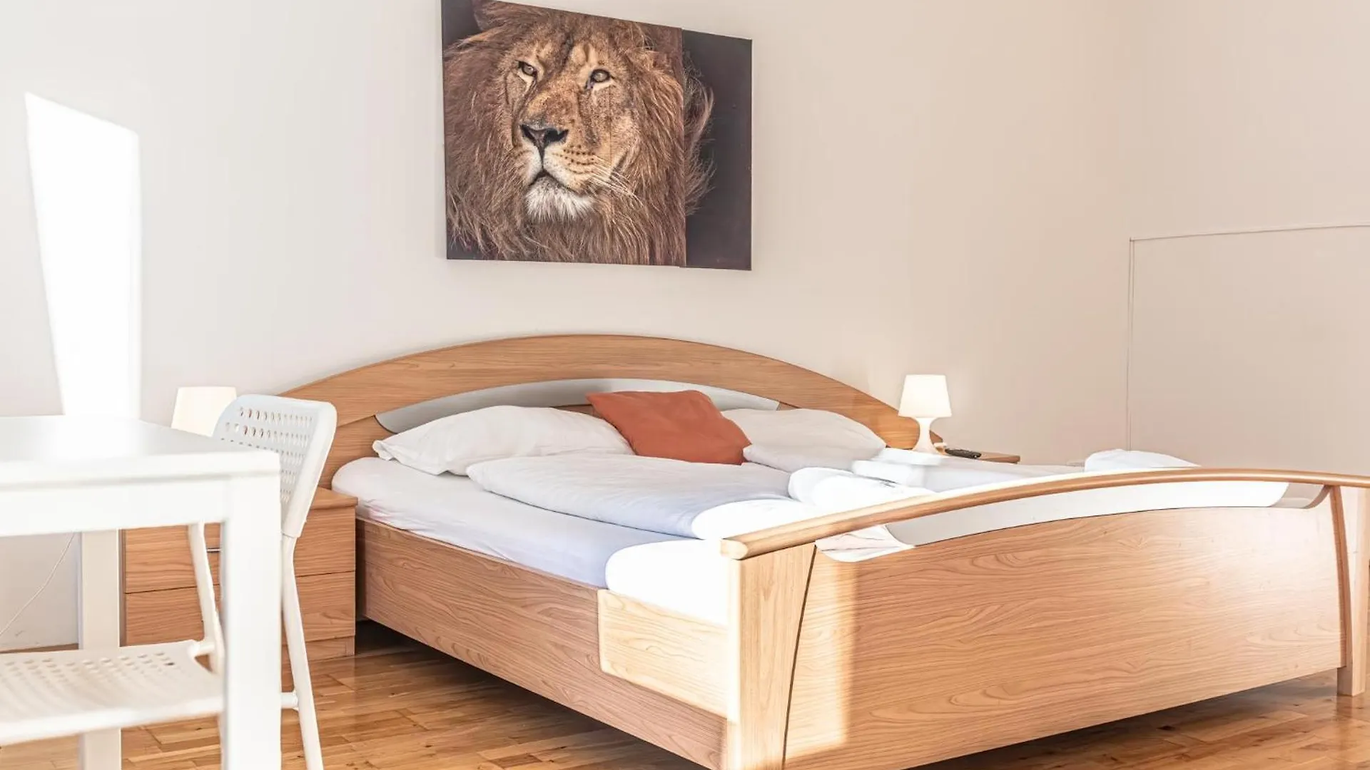 Lovely 3Br Shared Apt Near Belvedere Great For Long Stays Vienna Austria